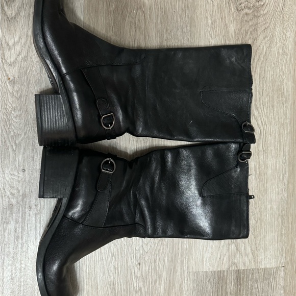 Black leather boots in good pre loved condition - Picture 2 of 6